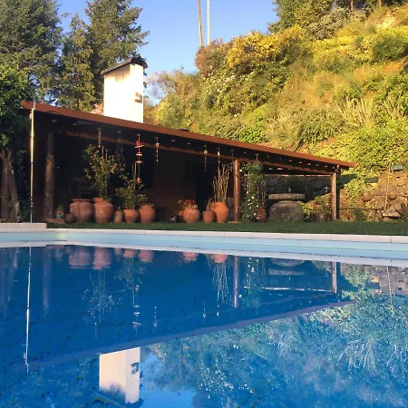 Casa Dos Canais, River Kır Evi