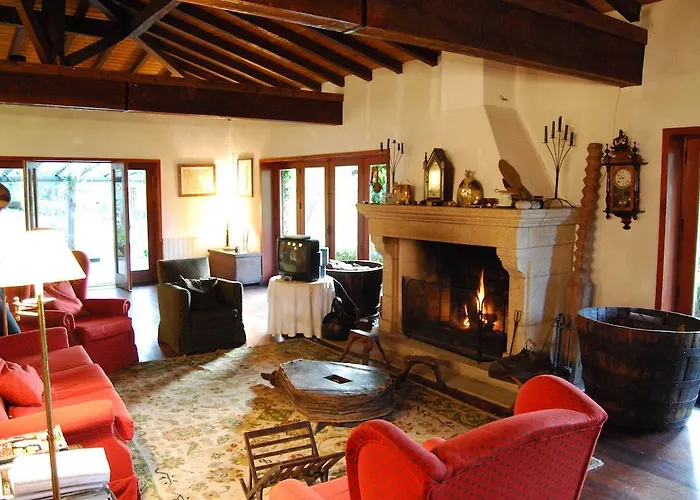 Casa Dos Canais, River